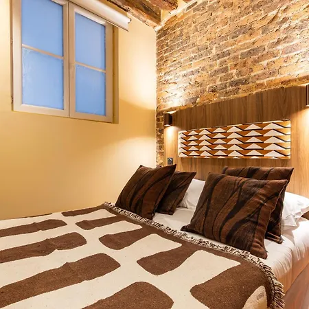 Nochichi Collections - Beaubourg Apartment